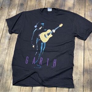 vintage Garth Brooks 1997 t shirt - country music tour
